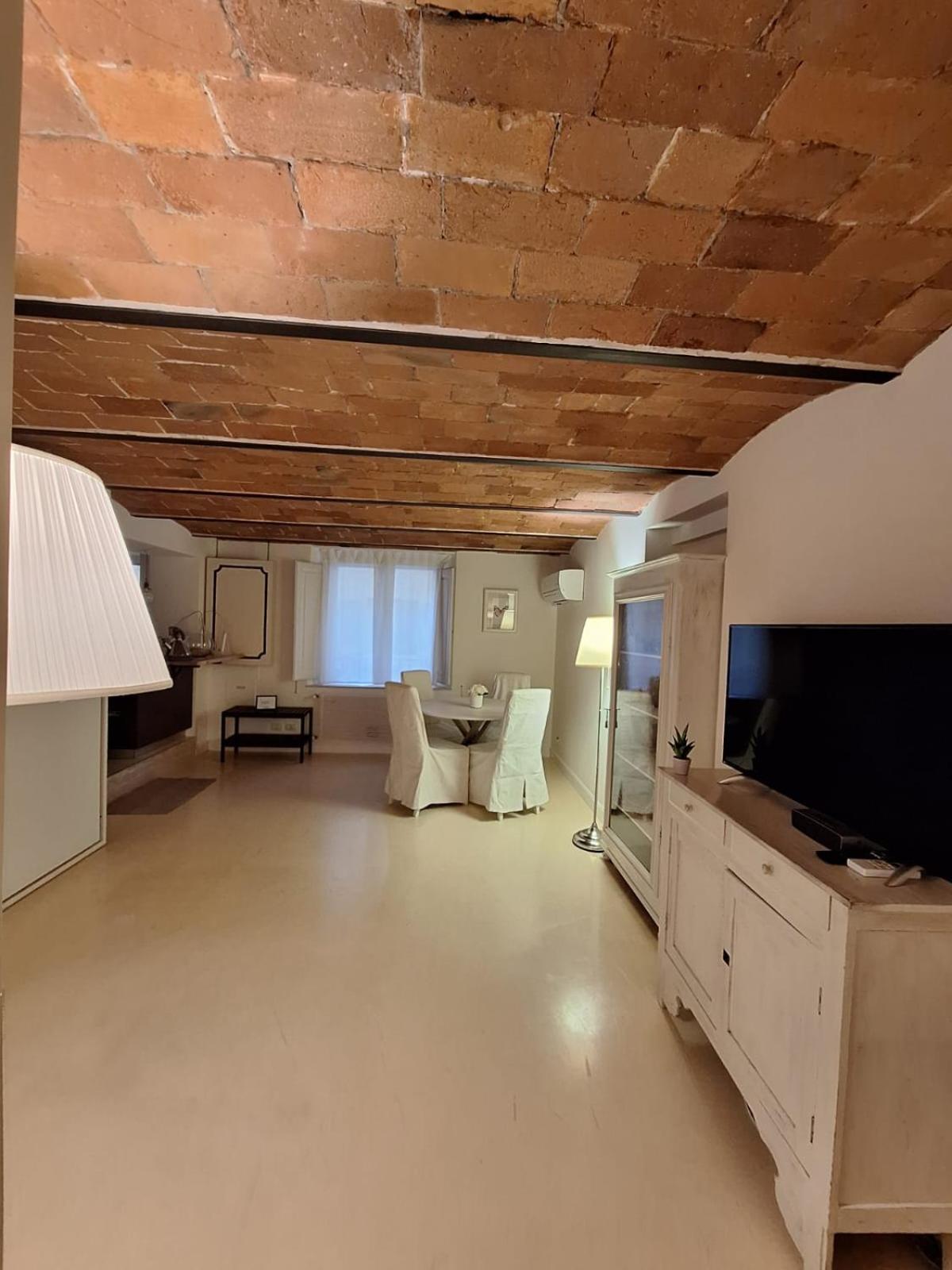 Cozy & Charming Florentine Hideaway By Oteego Φλωρεντία Εξωτερικό φωτογραφία